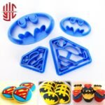Plastic Superman & Batman Cutter Set